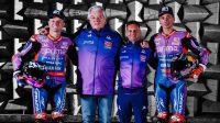 Foto screenshot instagram  Pramac Racing @pramacracing Foto launching tim Prima Pramac Yamaha dan livery baru motor  Prima Pramac Yamaha.